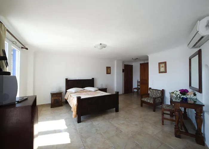 Lägenhetshotell Daktilidis Village 3*